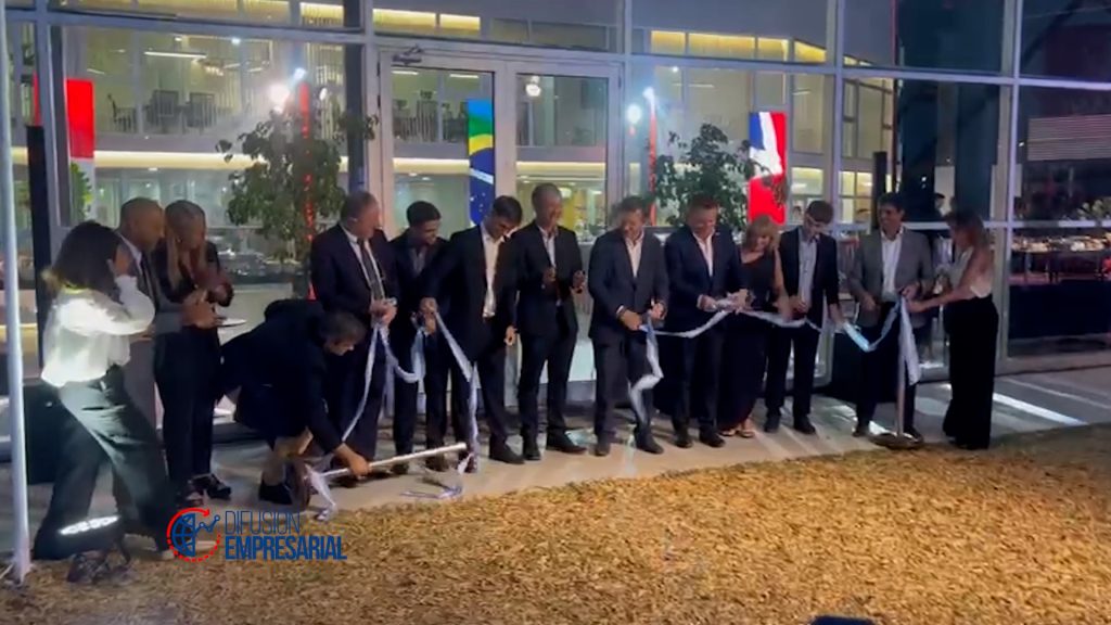 Grupo Criolani inauguró en Rosario un concesionario estratégico junto a JCB y Bauer