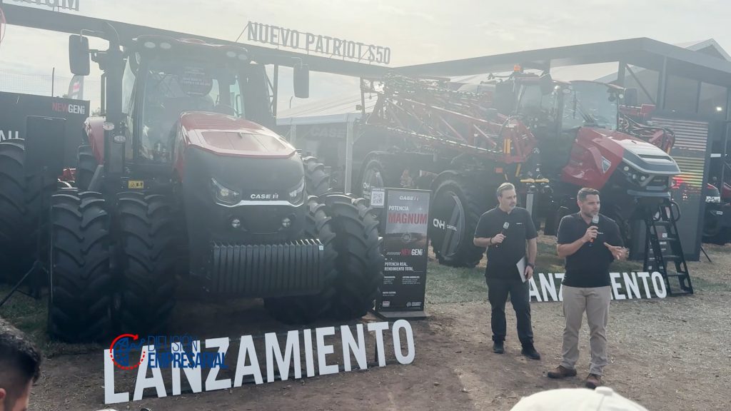 Nuevos tractores y cosechadoras que llegan al campo argentino
